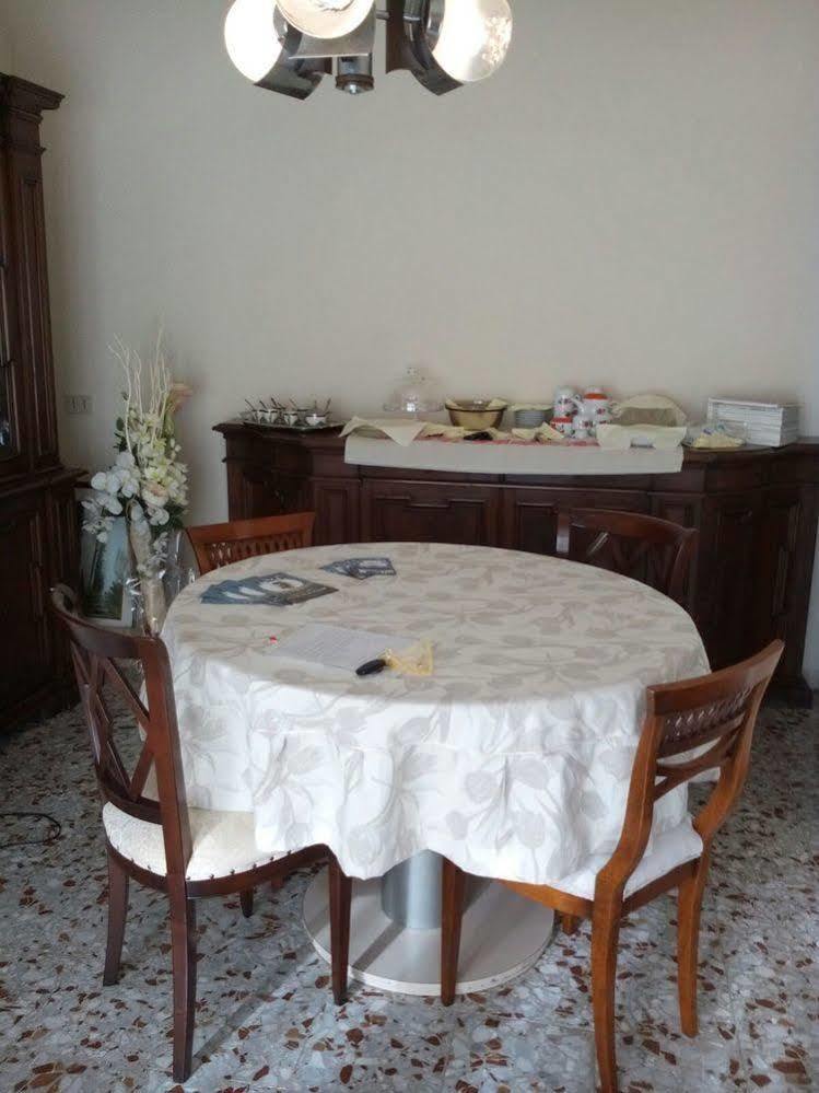 Bed and Breakfast Casa Emanuela Piazzola sul Brenta Exterior foto